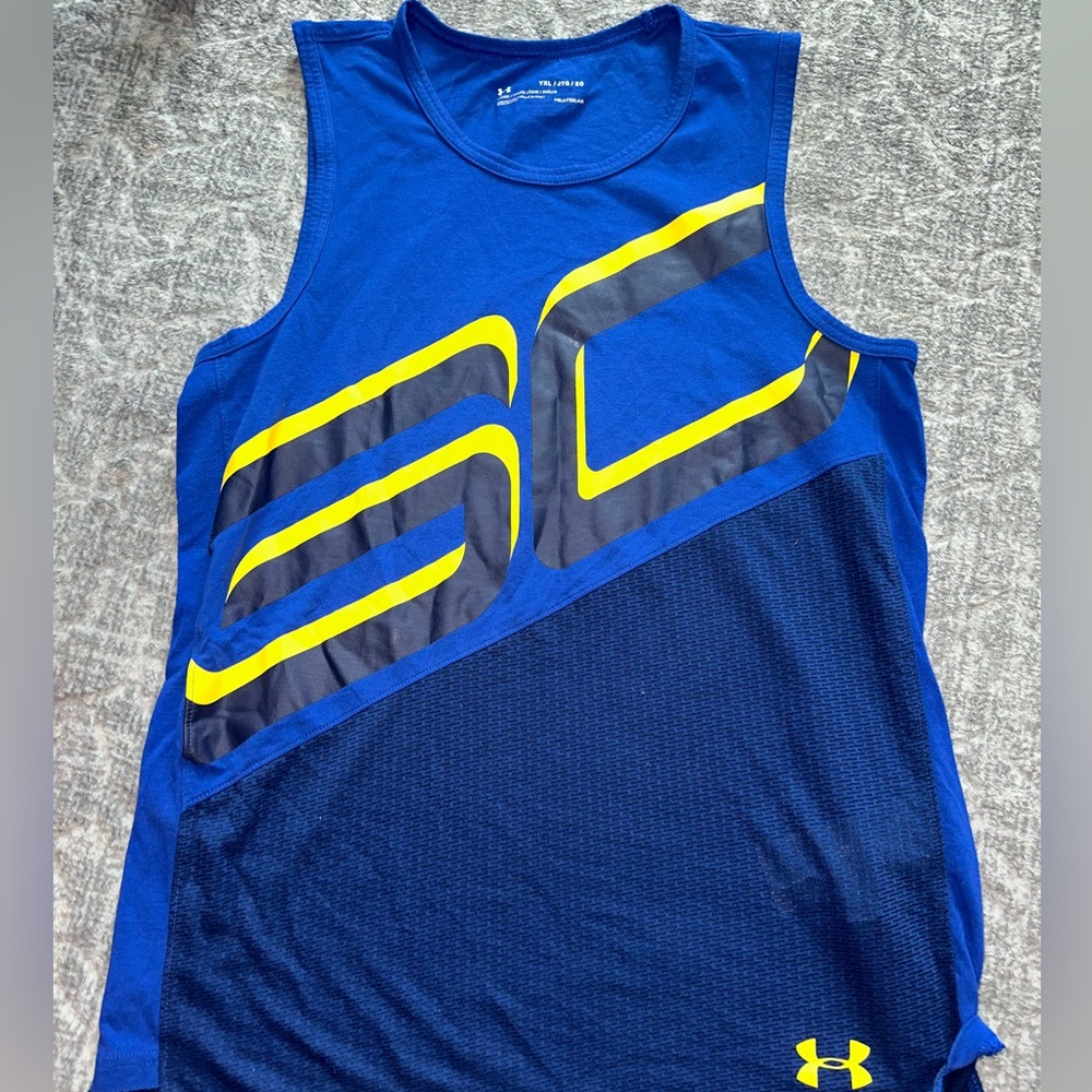 Men’s Under Armour Tank top- Size YXL same as Adult Small